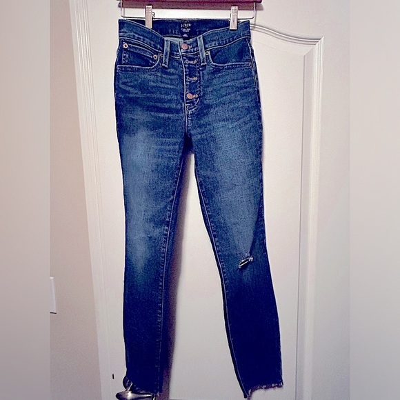 J.Crew Mid Rise Skinny Jeans NWT - Picture 2 of 4